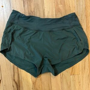 Outdoor voices Women's Green Athletic running Shorts SzM